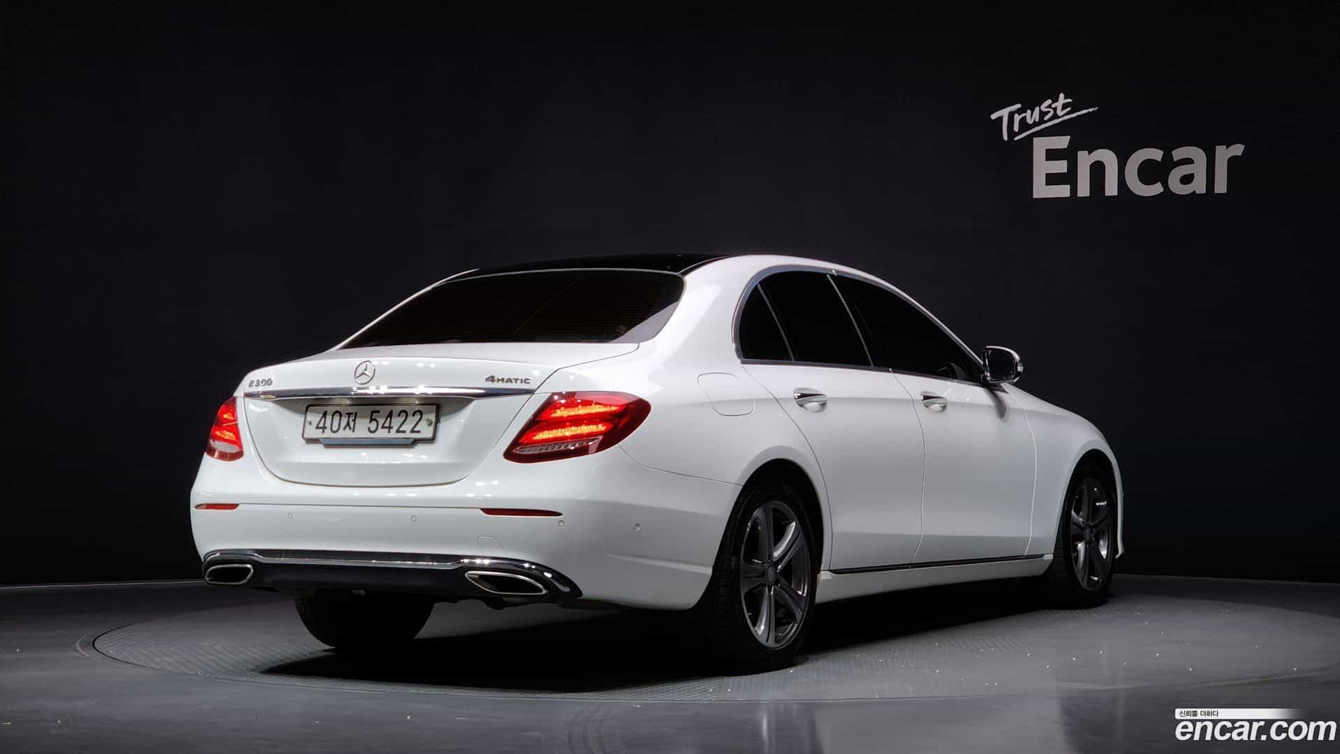 E-Class Mercedes-Benz 2016.10-OUTER-002