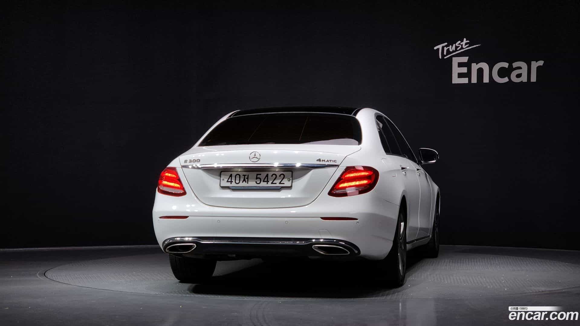 E-Class Mercedes-Benz 2016.10-OUTER-004