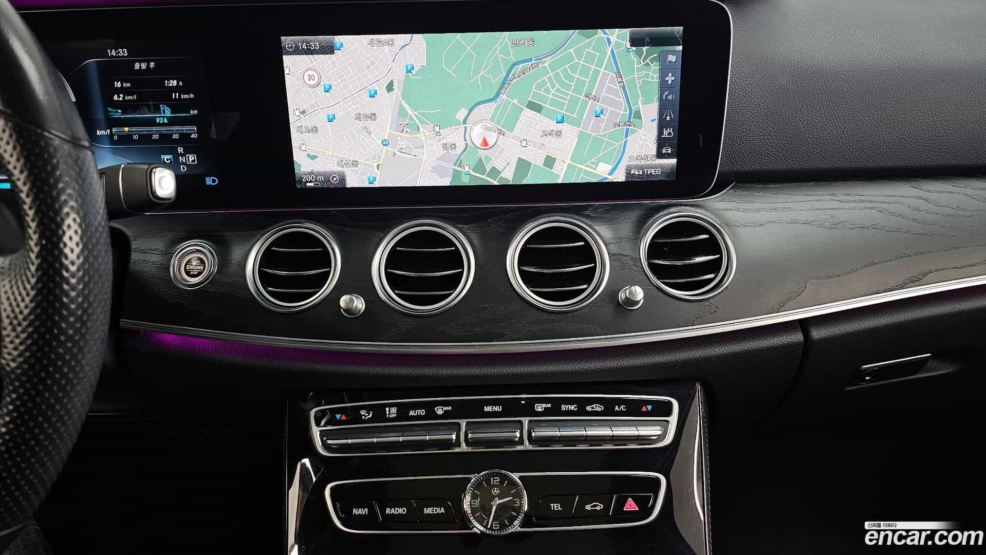 E-Class Mercedes-Benz 2016.10-OPTION-018