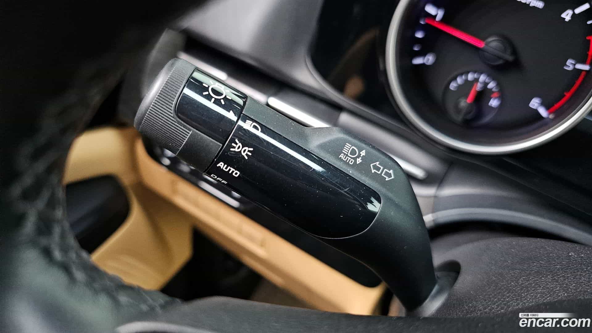 Canival Kia 2021.2-OPTION-018