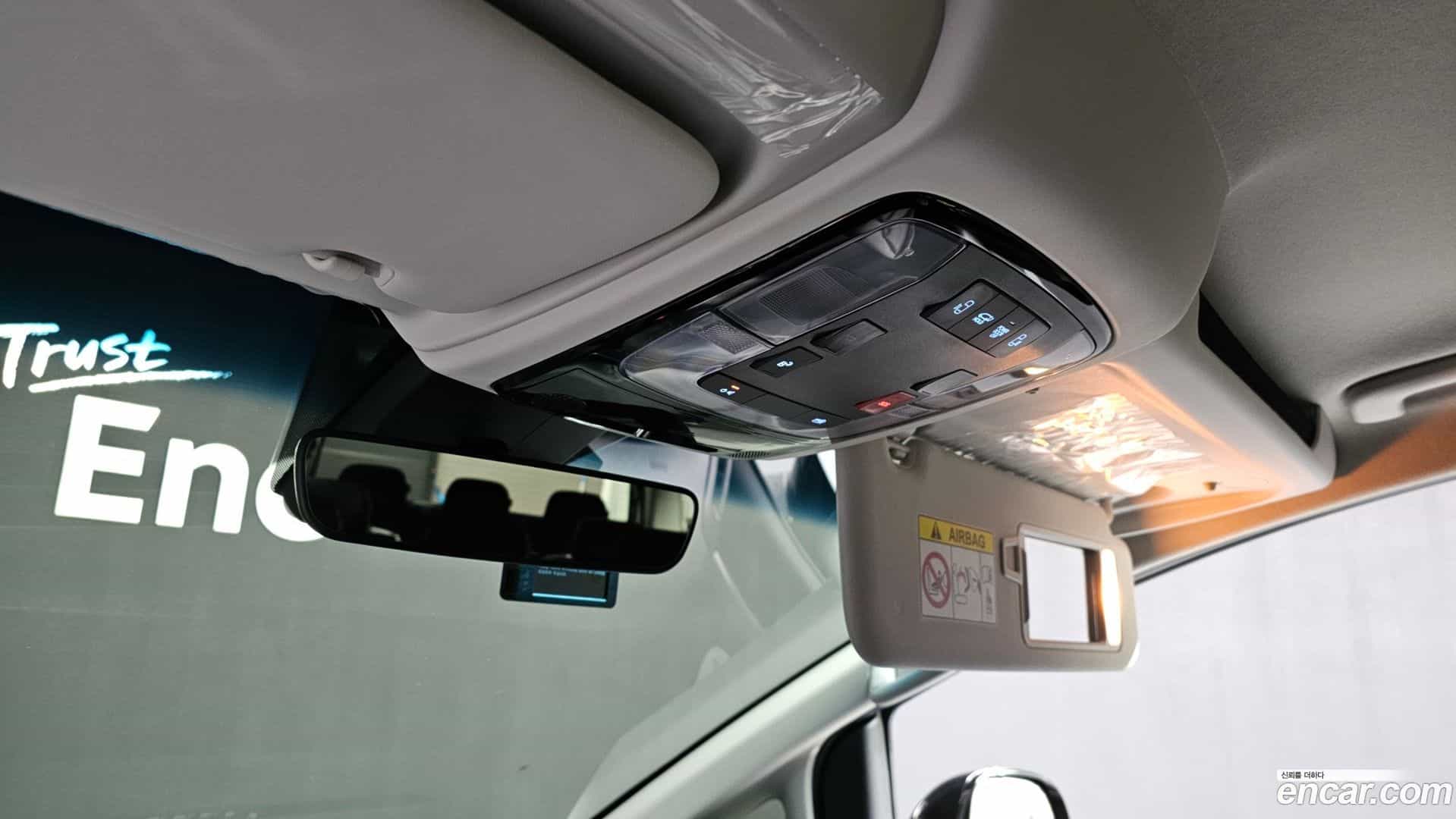 Staria Hyundai 2022.10-OPTION-022