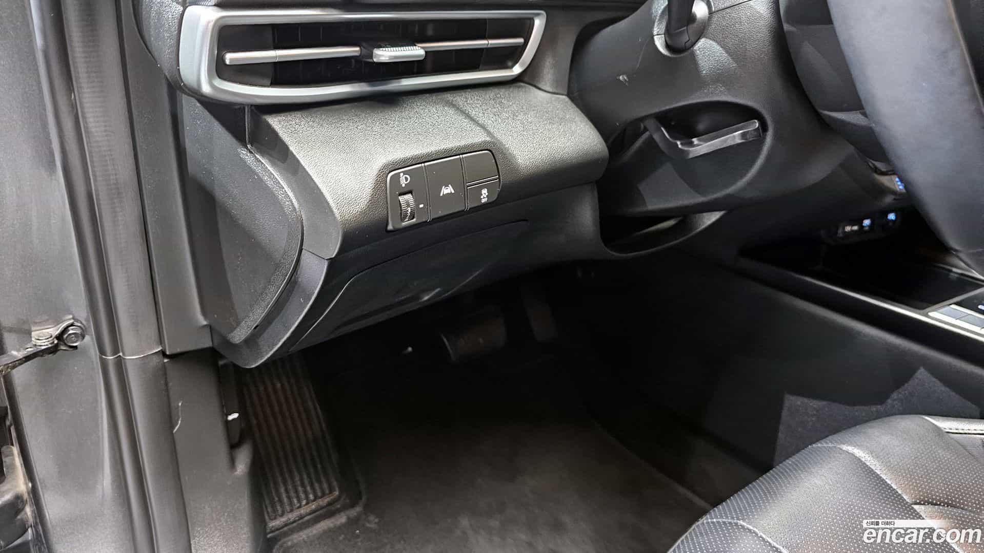 AVANTE Hyundai 2023.0-OPTION-020