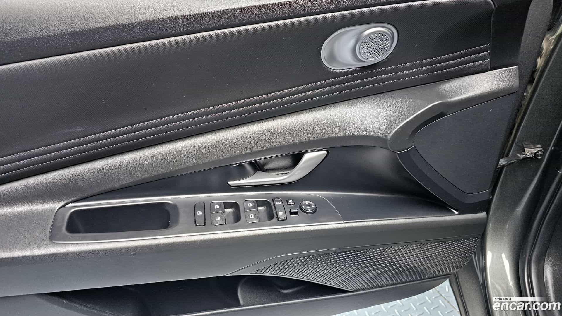 AVANTE Hyundai 2023.0-OPTION-023