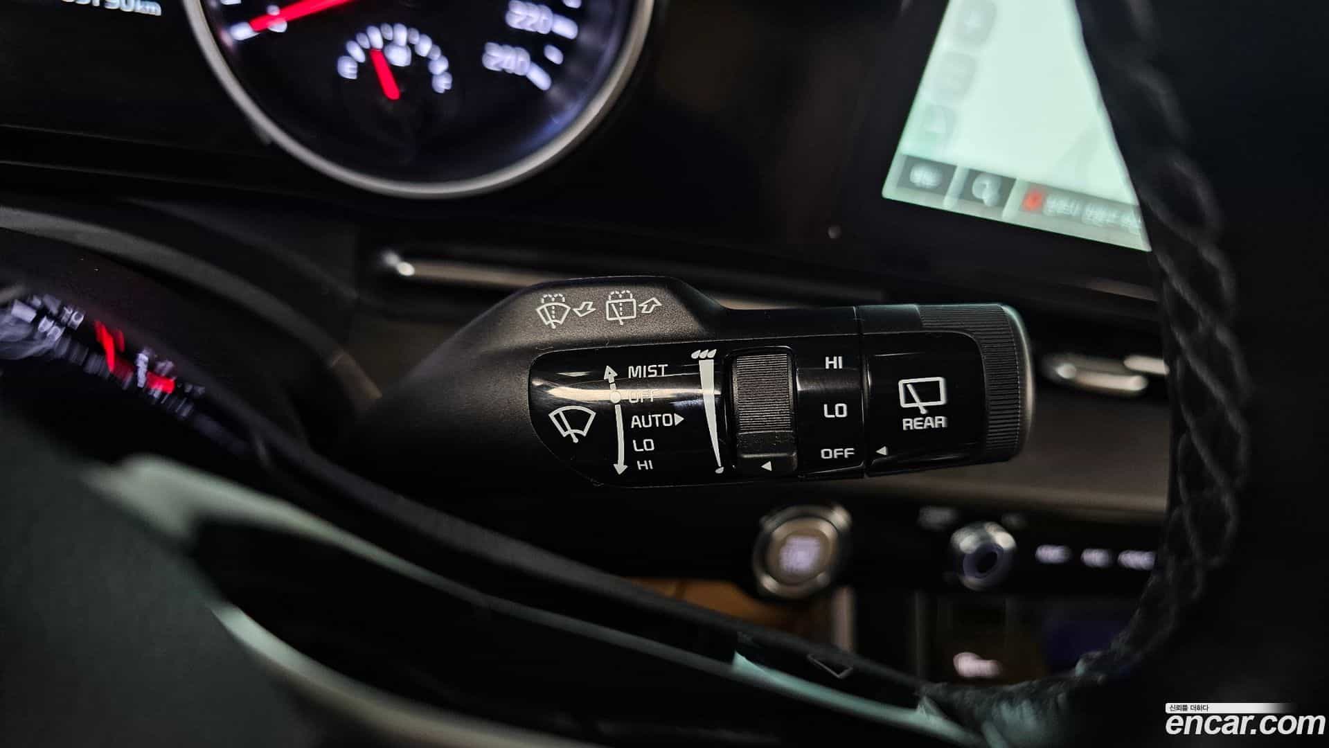 Canival Kia 2022.5-OPTION-019