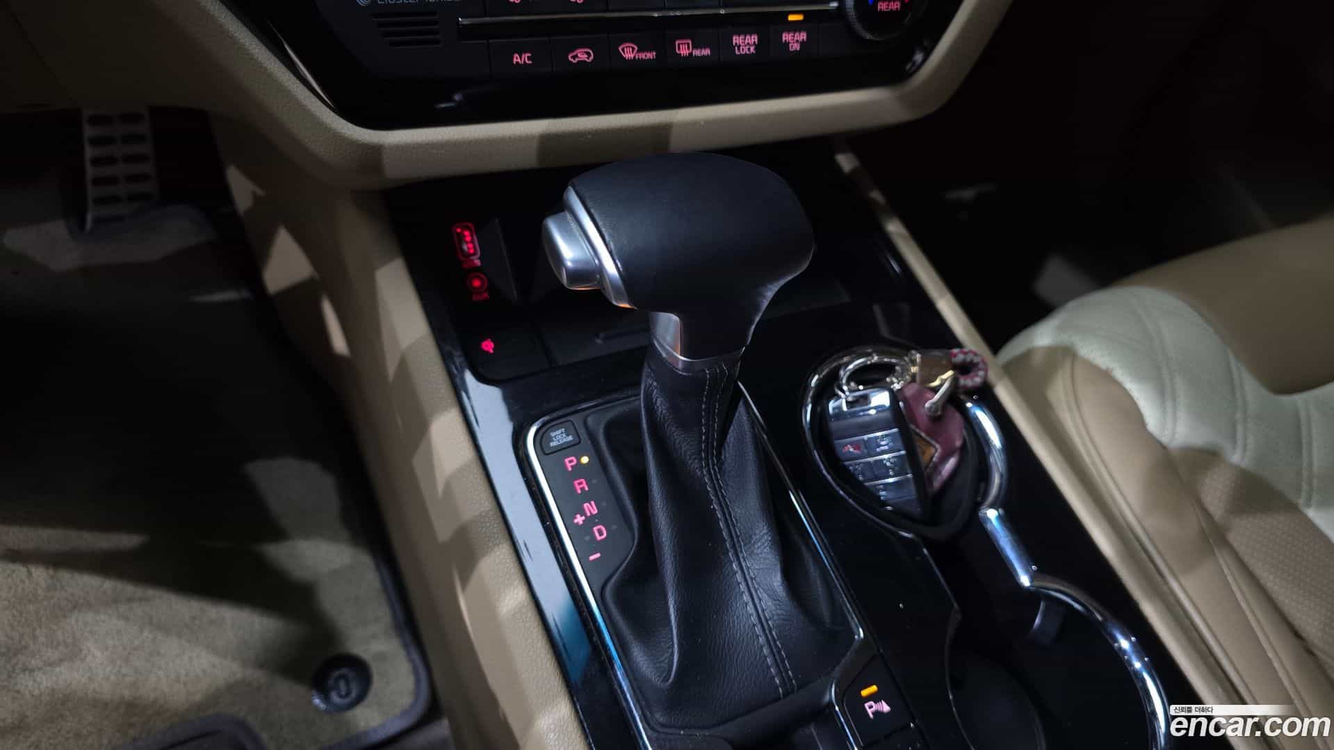 Canival Kia 2019.2-INNER-009