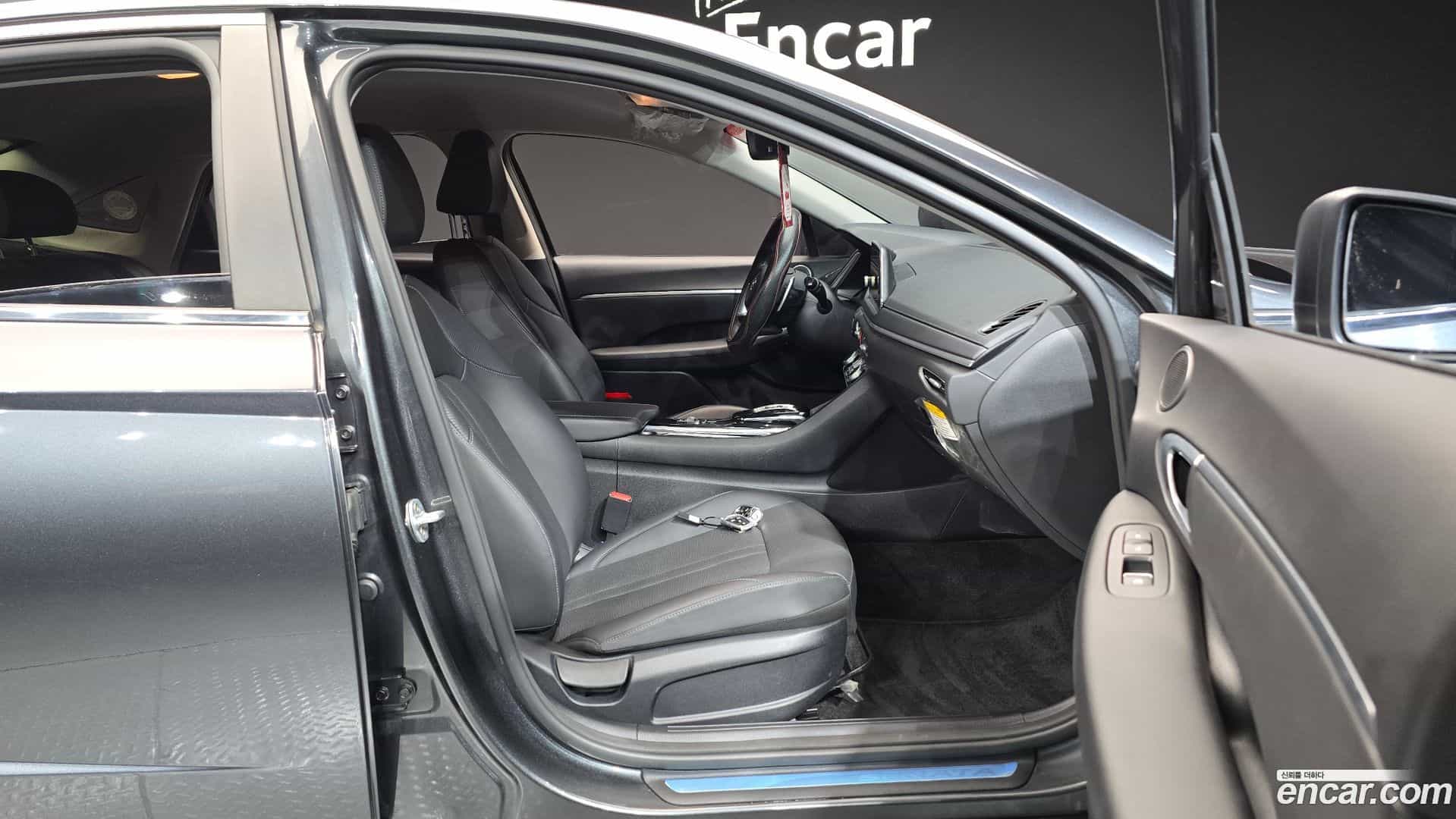 Sonata Hyundai 2019.4-INNER-010