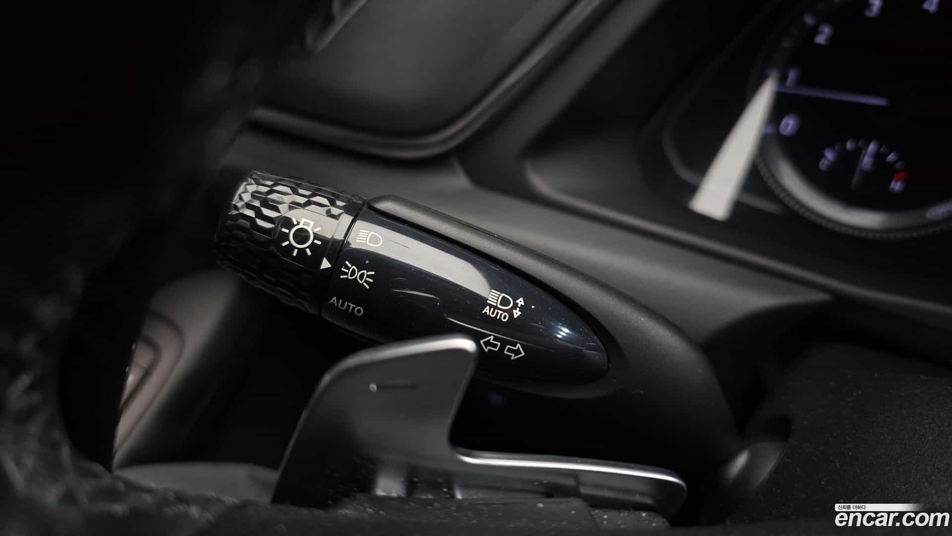 Sonata Hyundai 2019.4-OPTION-021