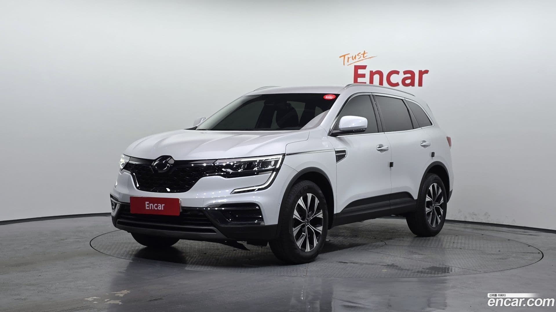 Main__Slider__Photo:QM6 Renault Korea 2022.5-0