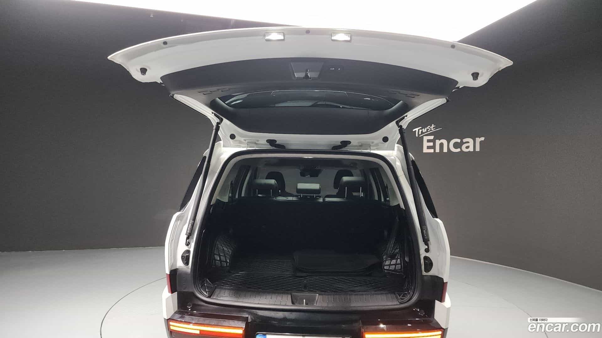 Santafe Hyundai 2023.9-OPTION-024