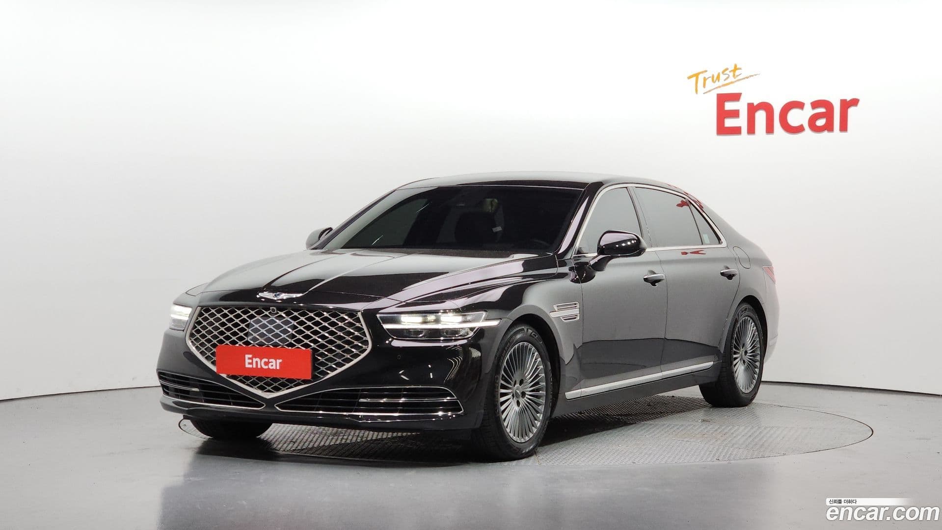 Main__Slider__Photo:G90 Genesis 2019.4-0