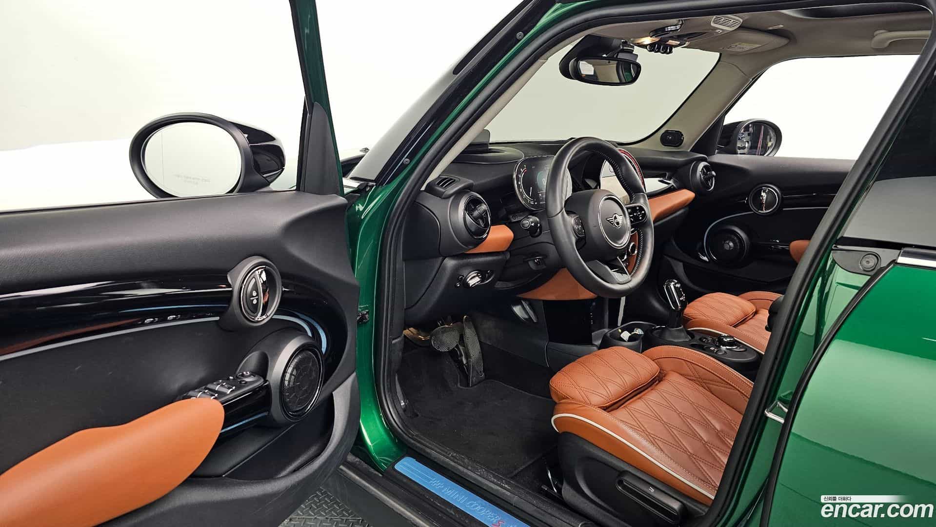 Cooper Mini 2024.0-OPTION-016
