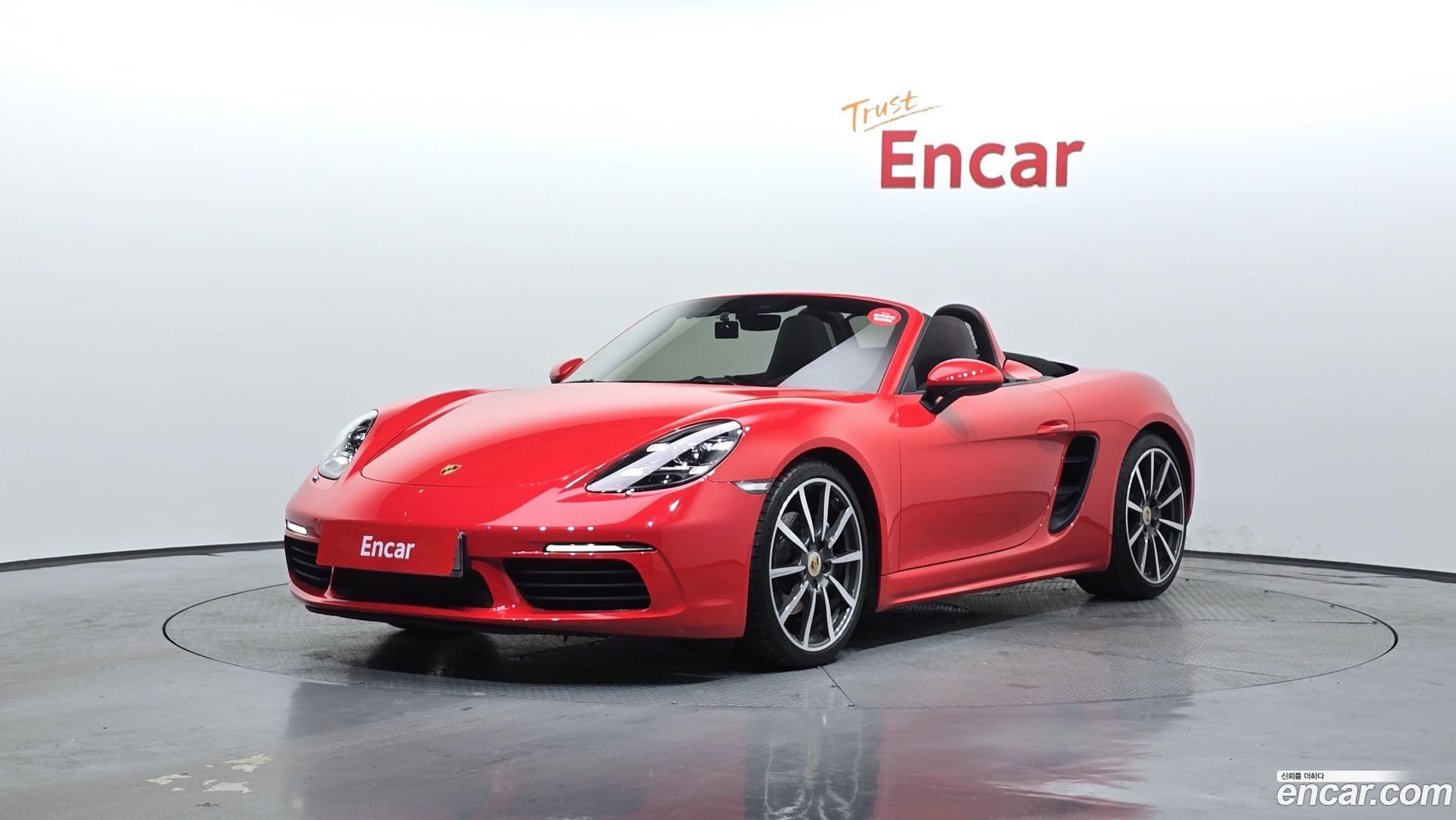 Main__Slider__Photo:718 Porsche 2018.0-0