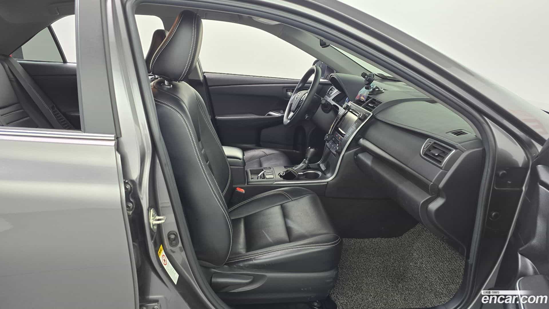 Camry Toyota 2017.7-OPTION-015
