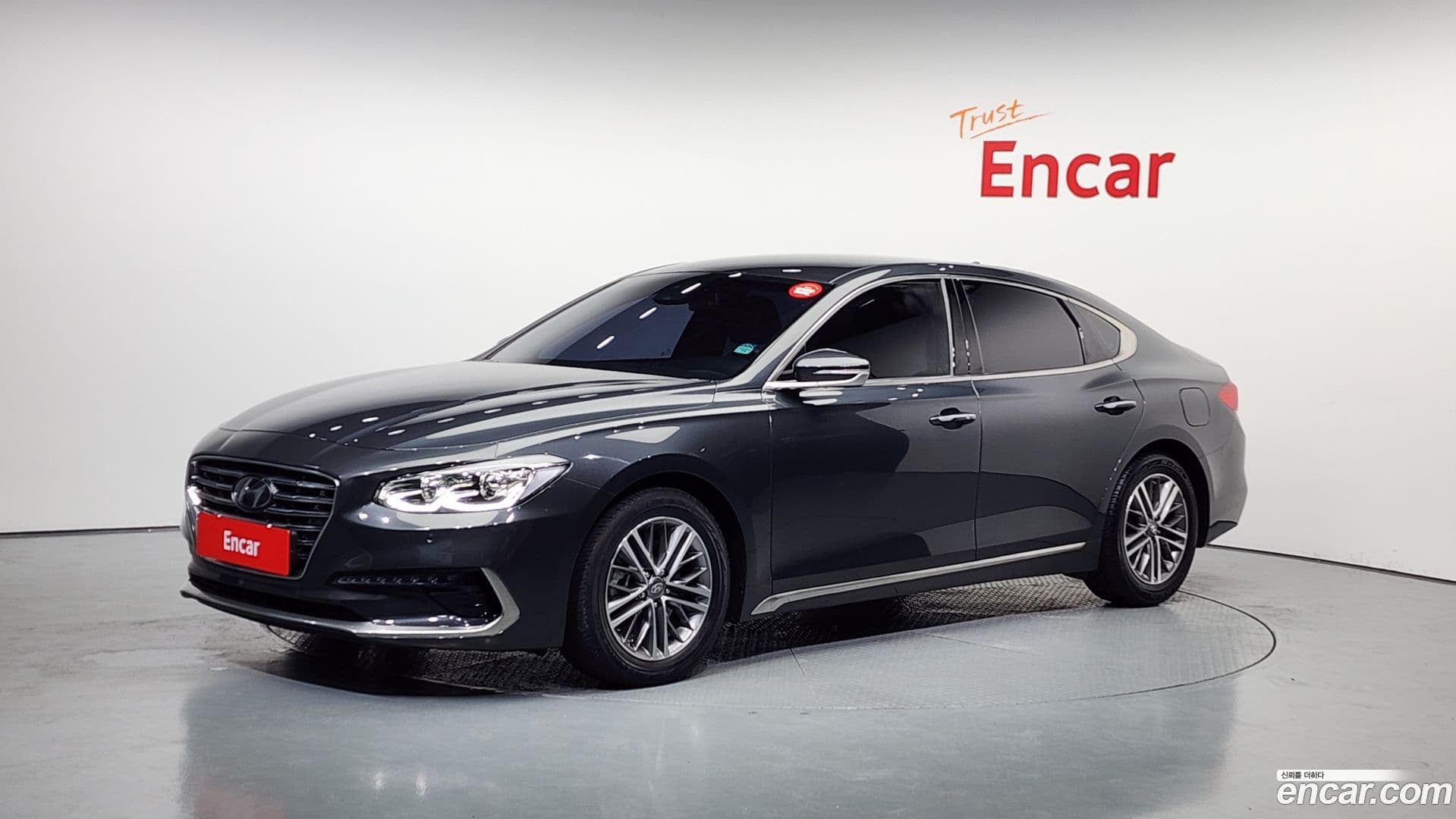 Main__Slider__Photo:Grandeur Hyundai 2019.2-0