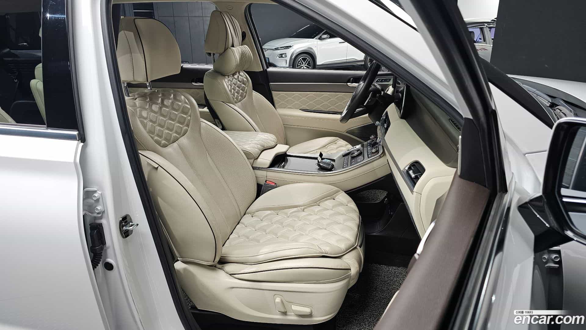 Palisade Hyundai 2022.1-INNER-010