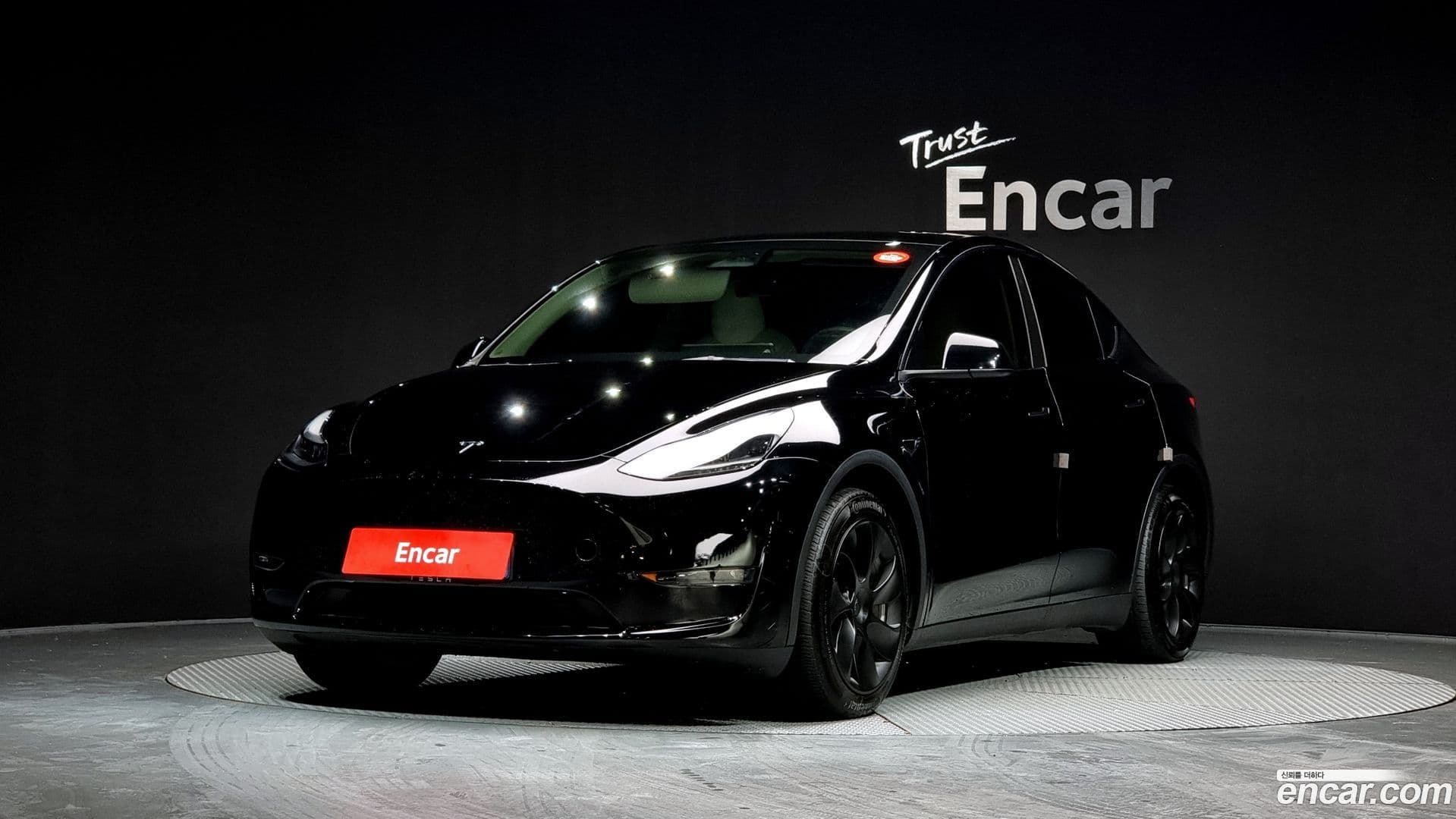 Main__Slider__Photo:Model Y Tesla 2023.3-0