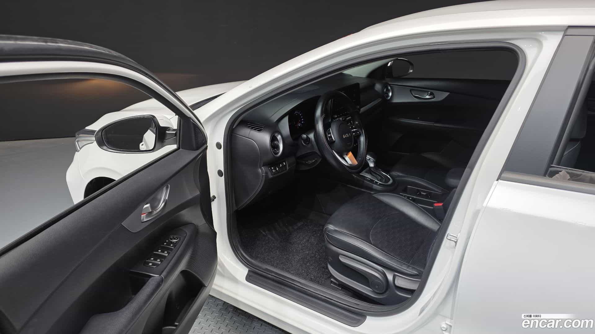 K3 Kia 2021.5-INNER-010