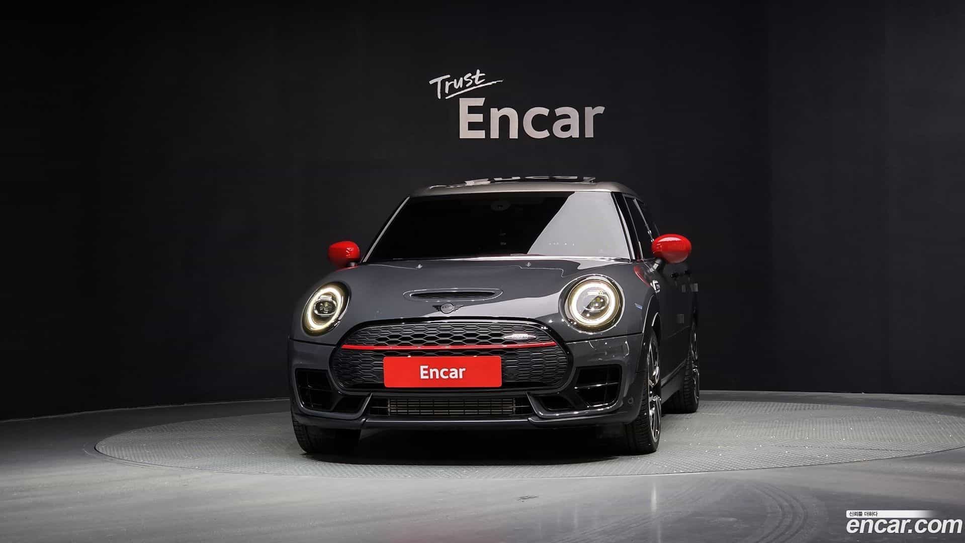 Clubman Mini 2020.10-OUTER-003
