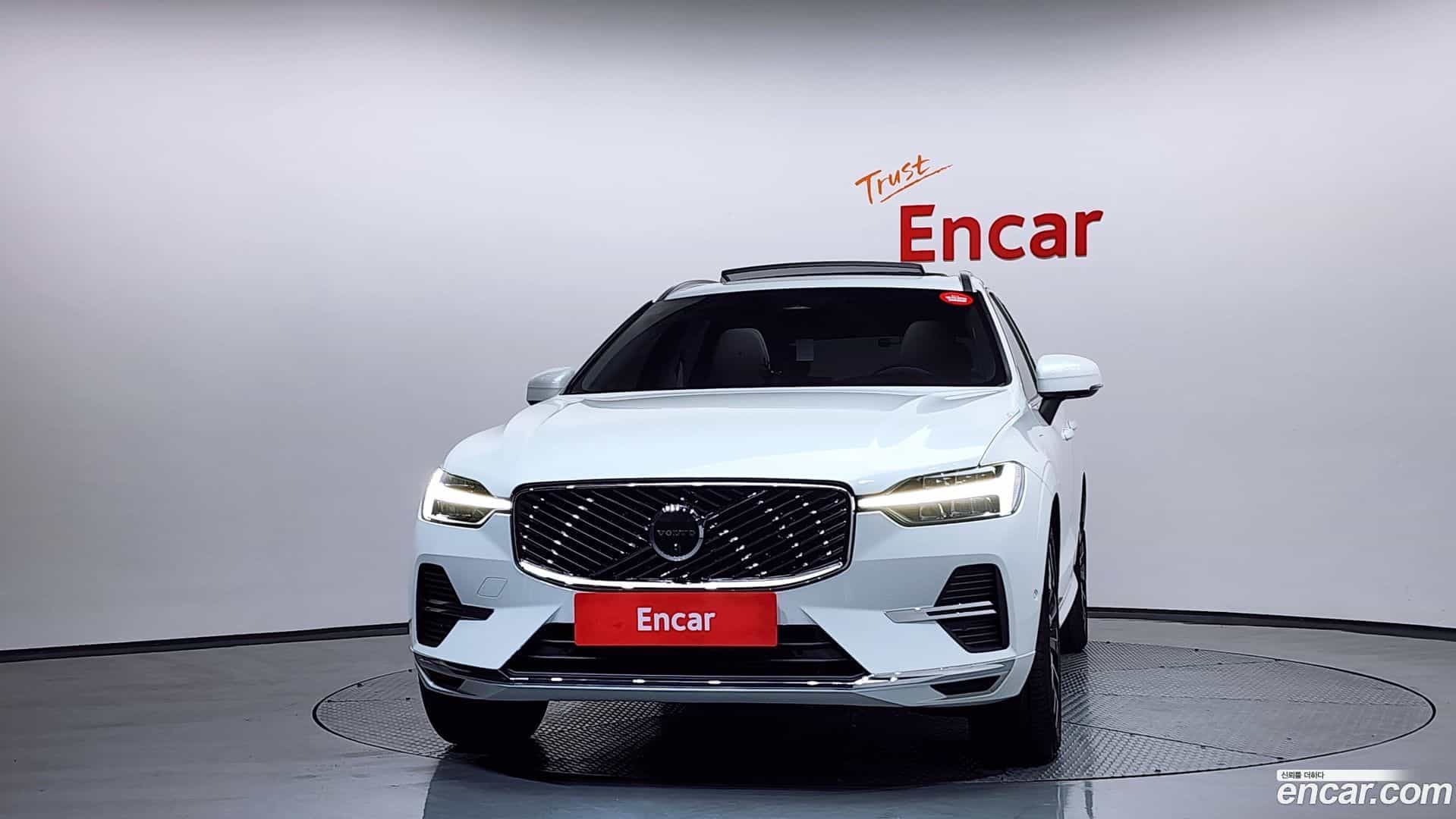 XC60 Volvo 2025.9-OUTER-003