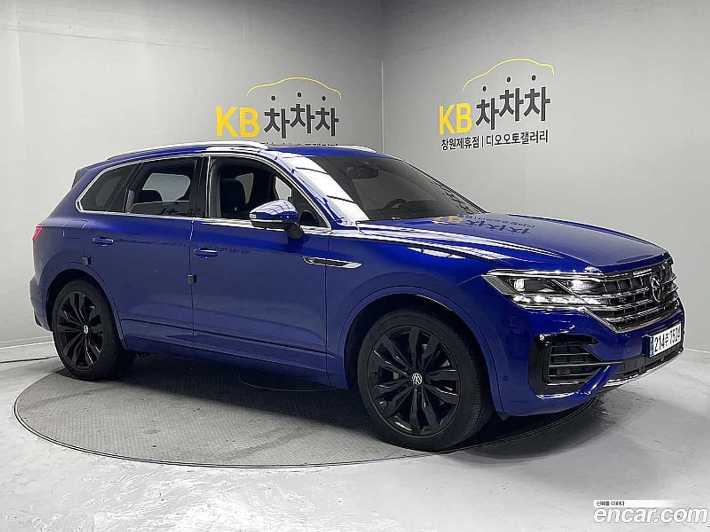 Touareg Volkswagen 2023.11-OUTER-001