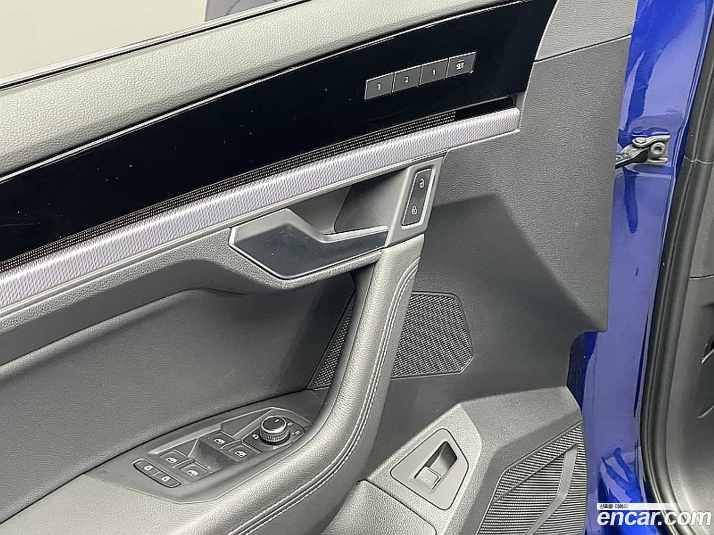 Touareg Volkswagen 2023.11-OPTION-022