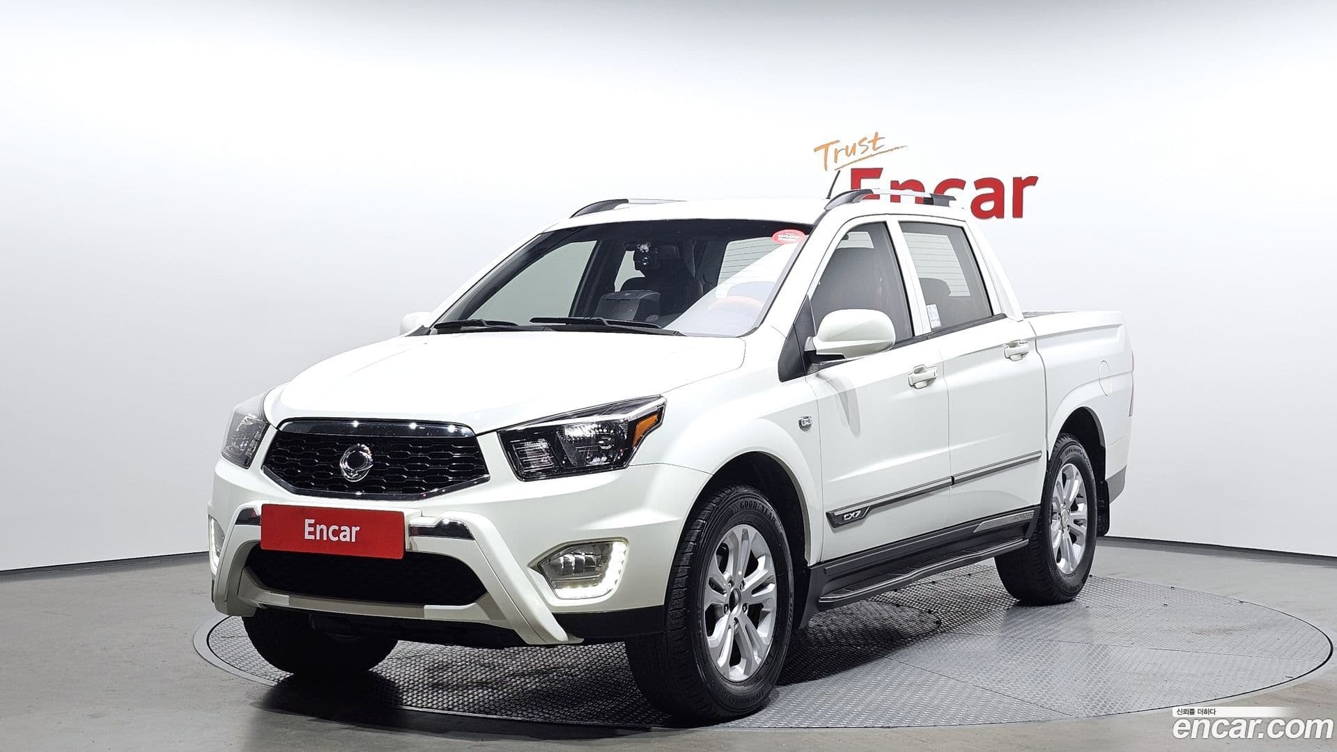 Main__Slider__Photo:KORANDO KG Mobility 2016.9-0