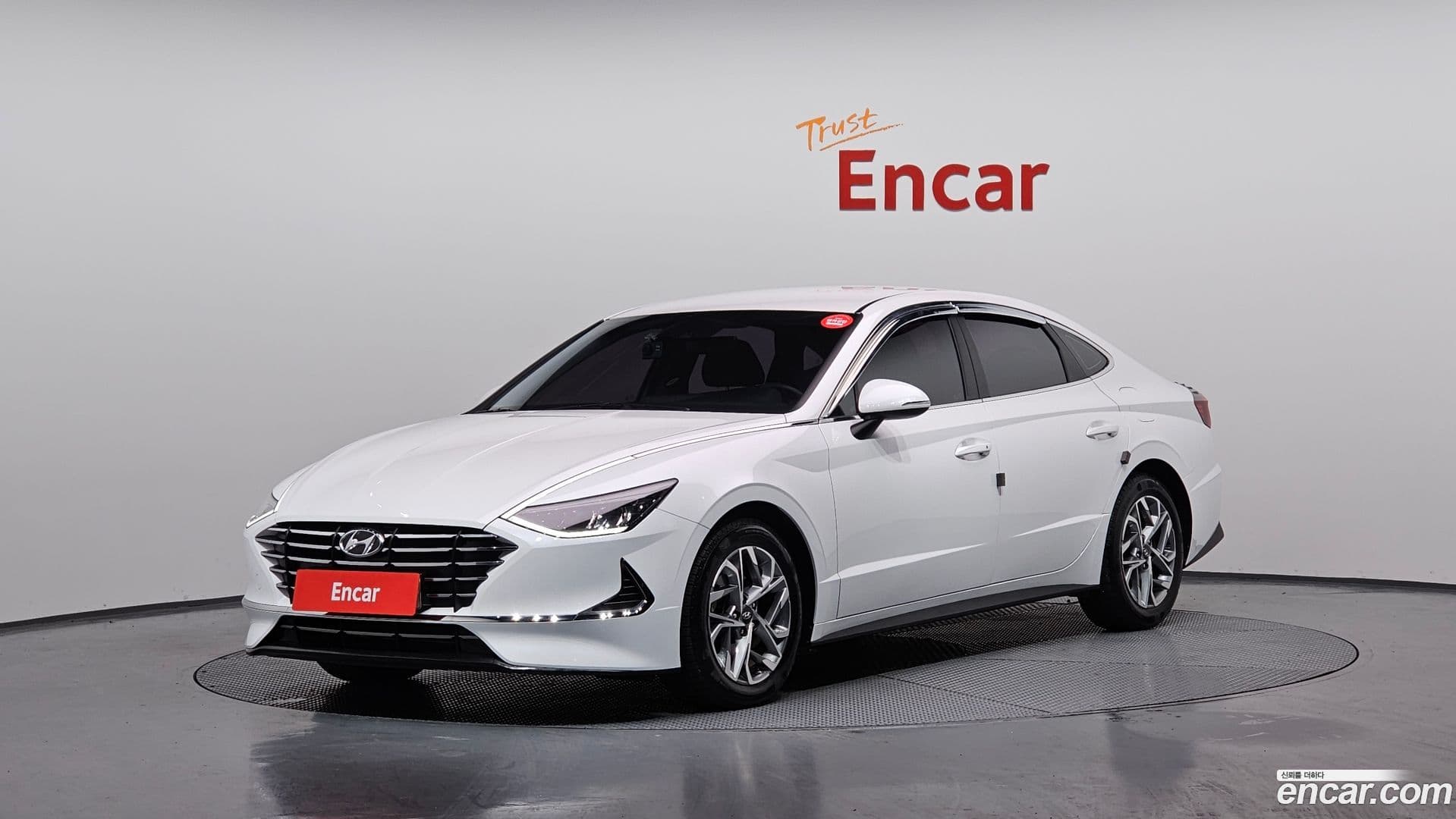 Main__Slider__Photo:Sonata Hyundai 2020.3-0