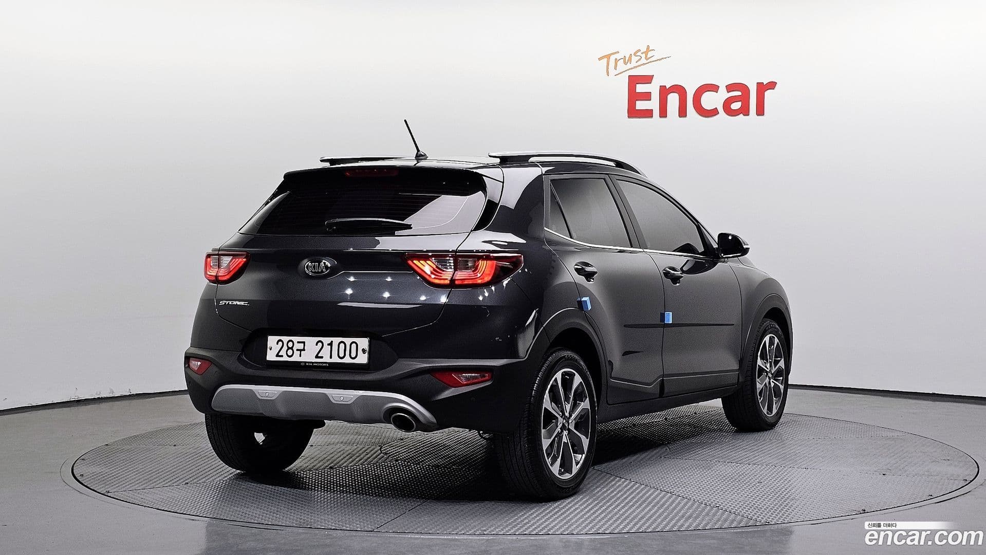 Main__Slider__Photo:Stonic Kia 2019.0-1