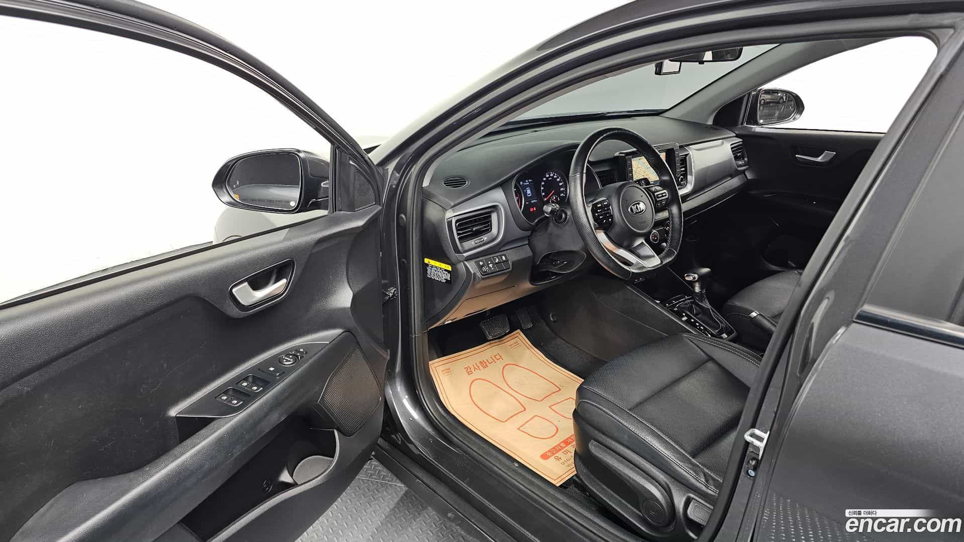 Stonic Kia 2019.0-INNER-010