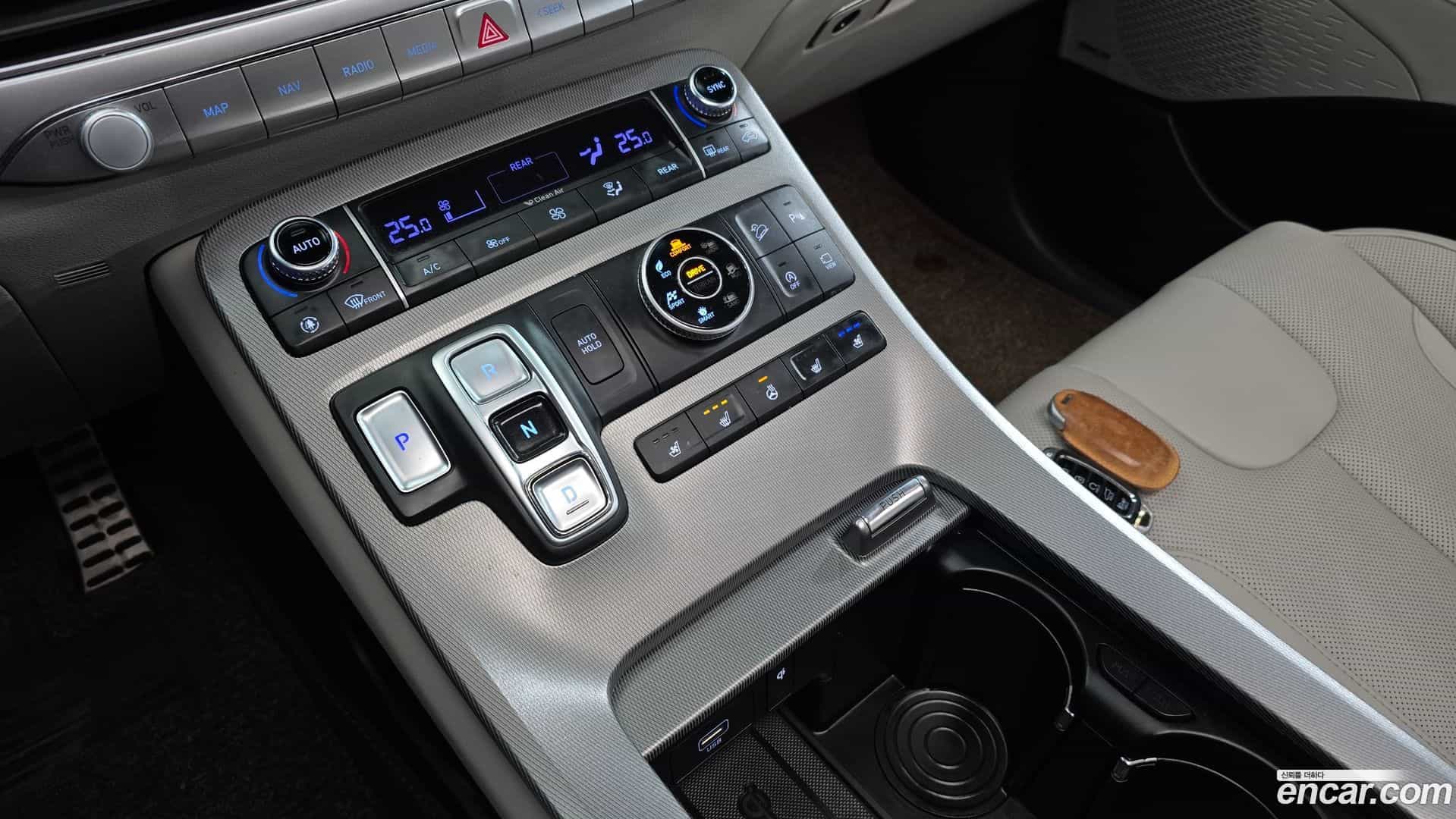 Palisade Hyundai 2019.11-INNER-009
