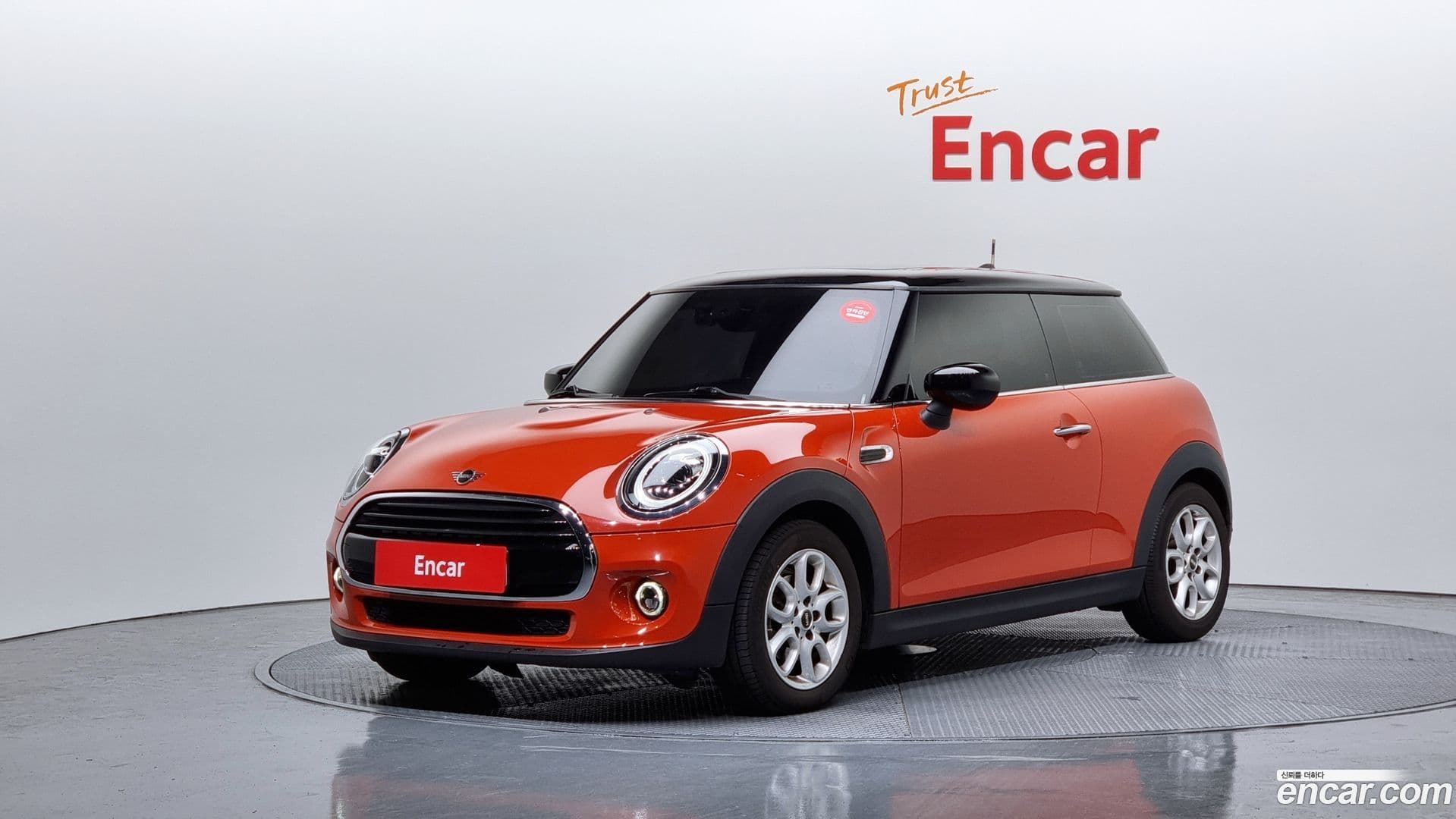 Main__Slider__Photo:Cooper Mini 2020.8-0