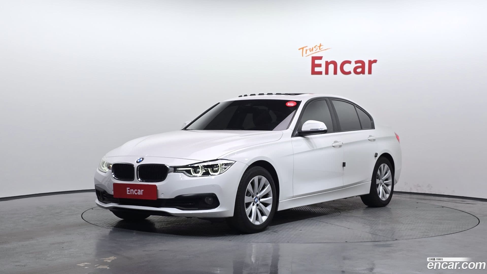 Main__Slider__Photo:3-Series BMW 2015.10-0