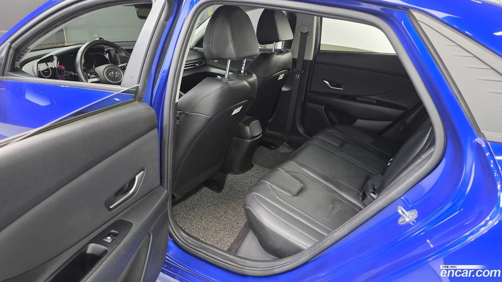AVANTE Hyundai 2021.0-OPTION-015