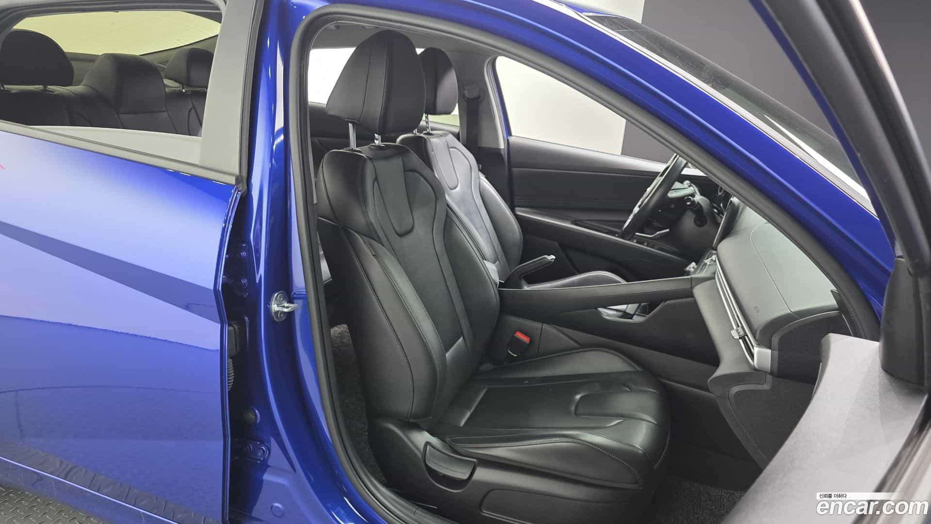 AVANTE Hyundai 2021.0-OPTION-016