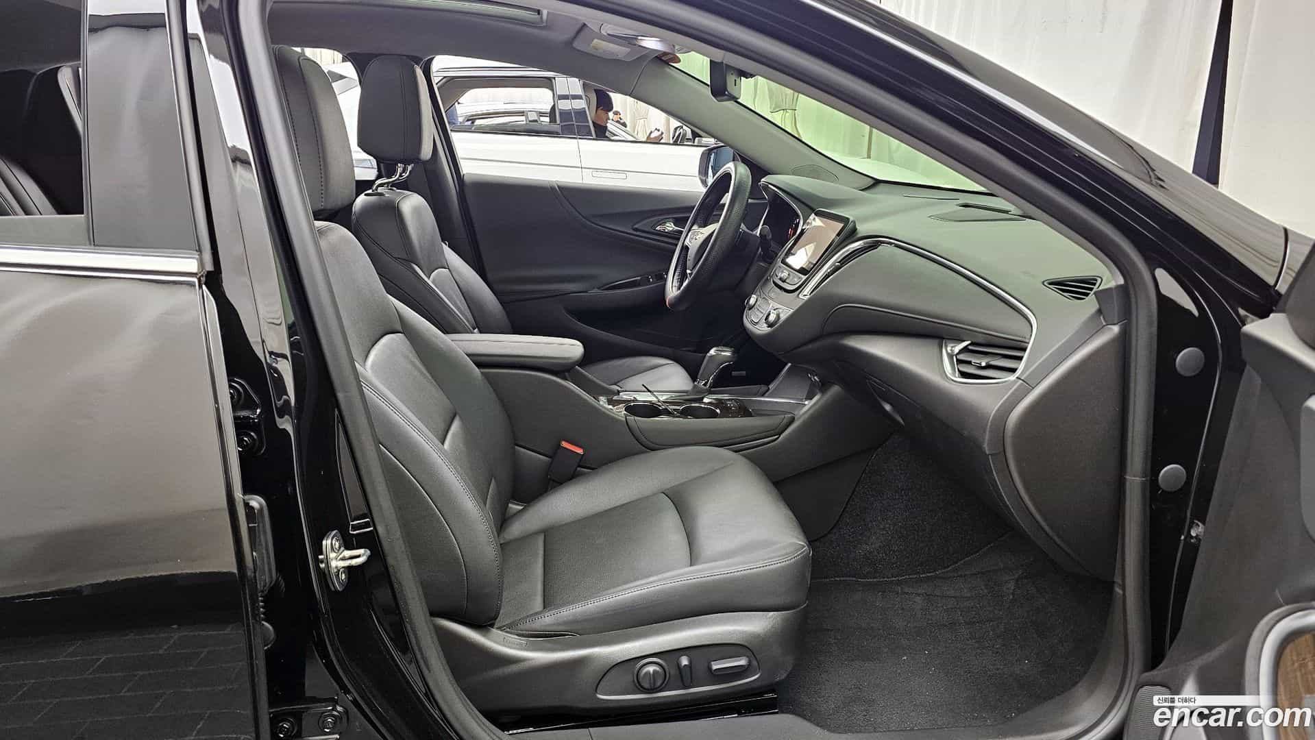 Malibu Chevrolet 2019.10-OPTION-015