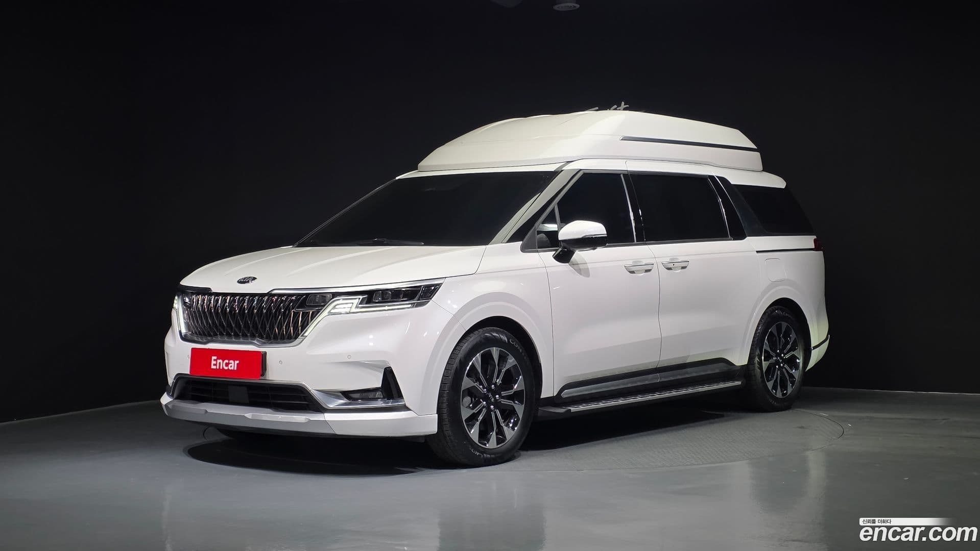 Main__Slider__Photo:Canival Kia 2021.6-0