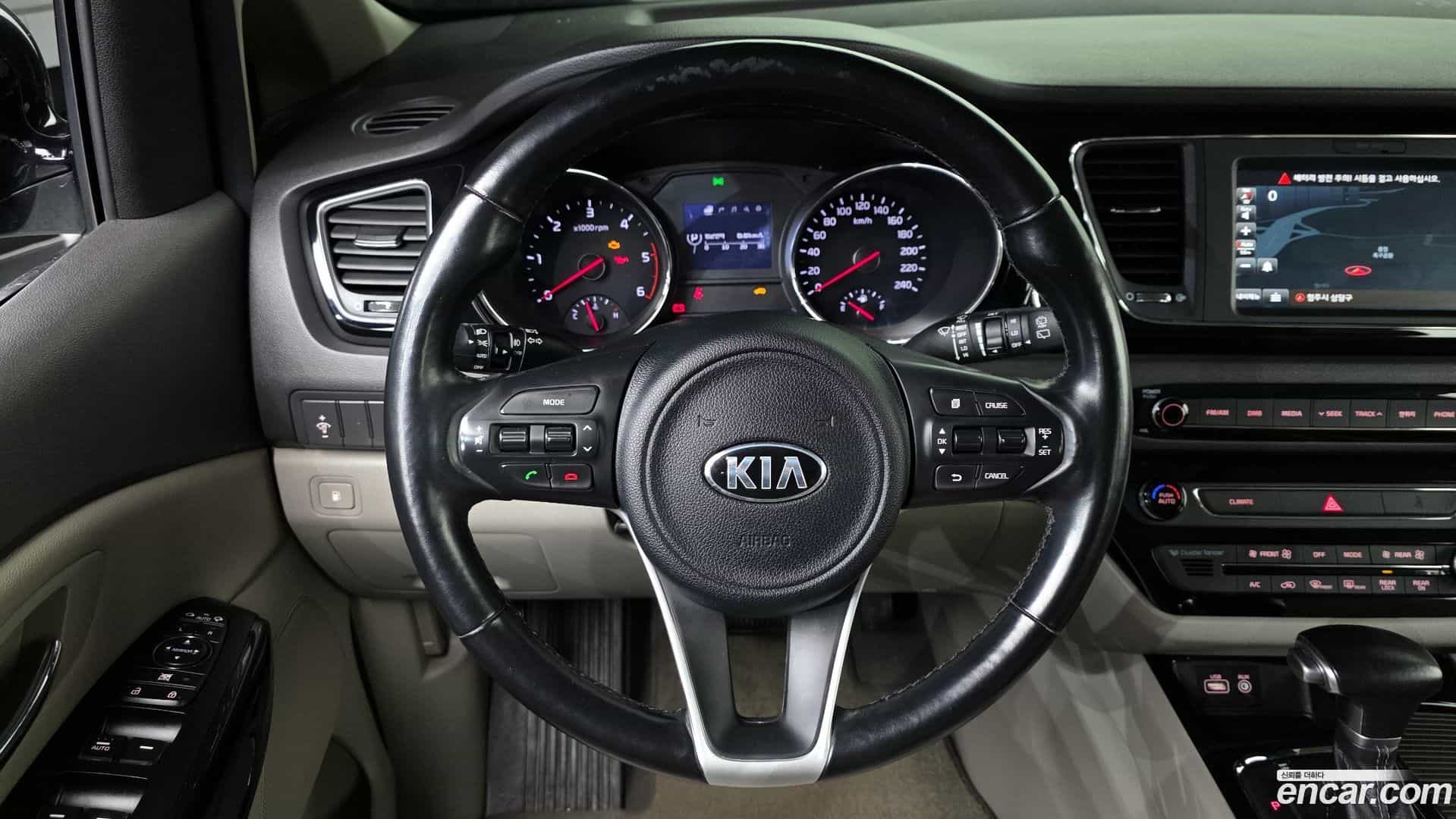 Canival Kia 2016.11-OPTION-020