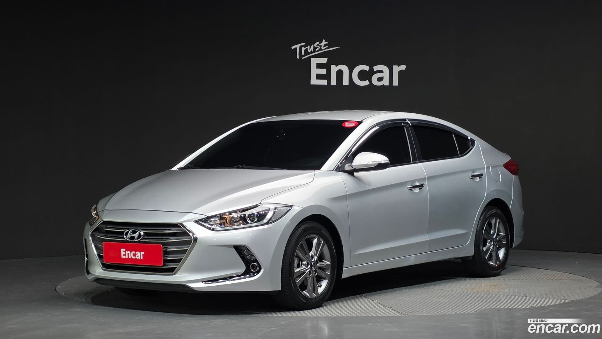Main__Slider__Photo:AVANTE Hyundai 2016.2-0