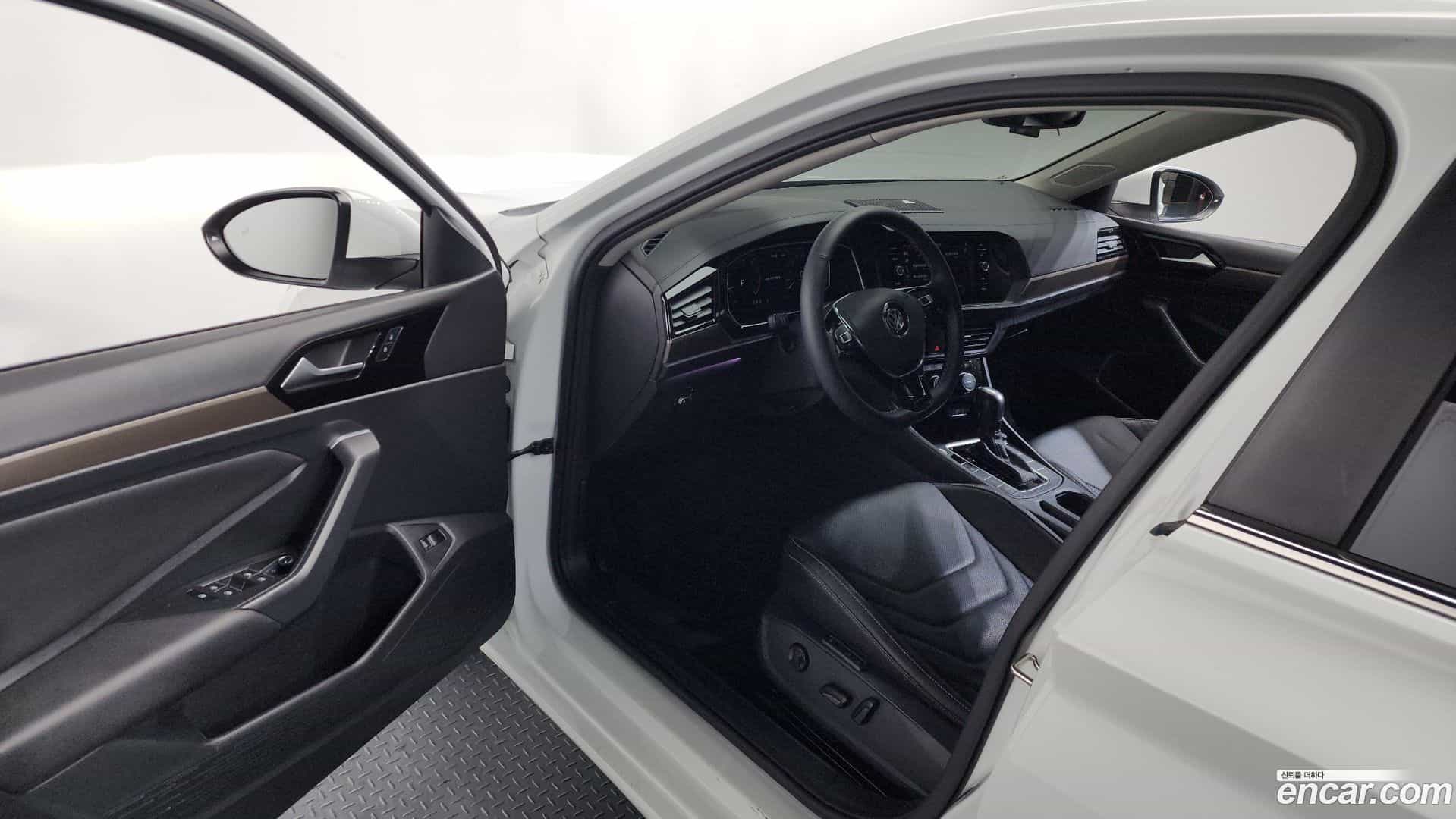 Jetta Volkswagen 2021.2-INNER-010