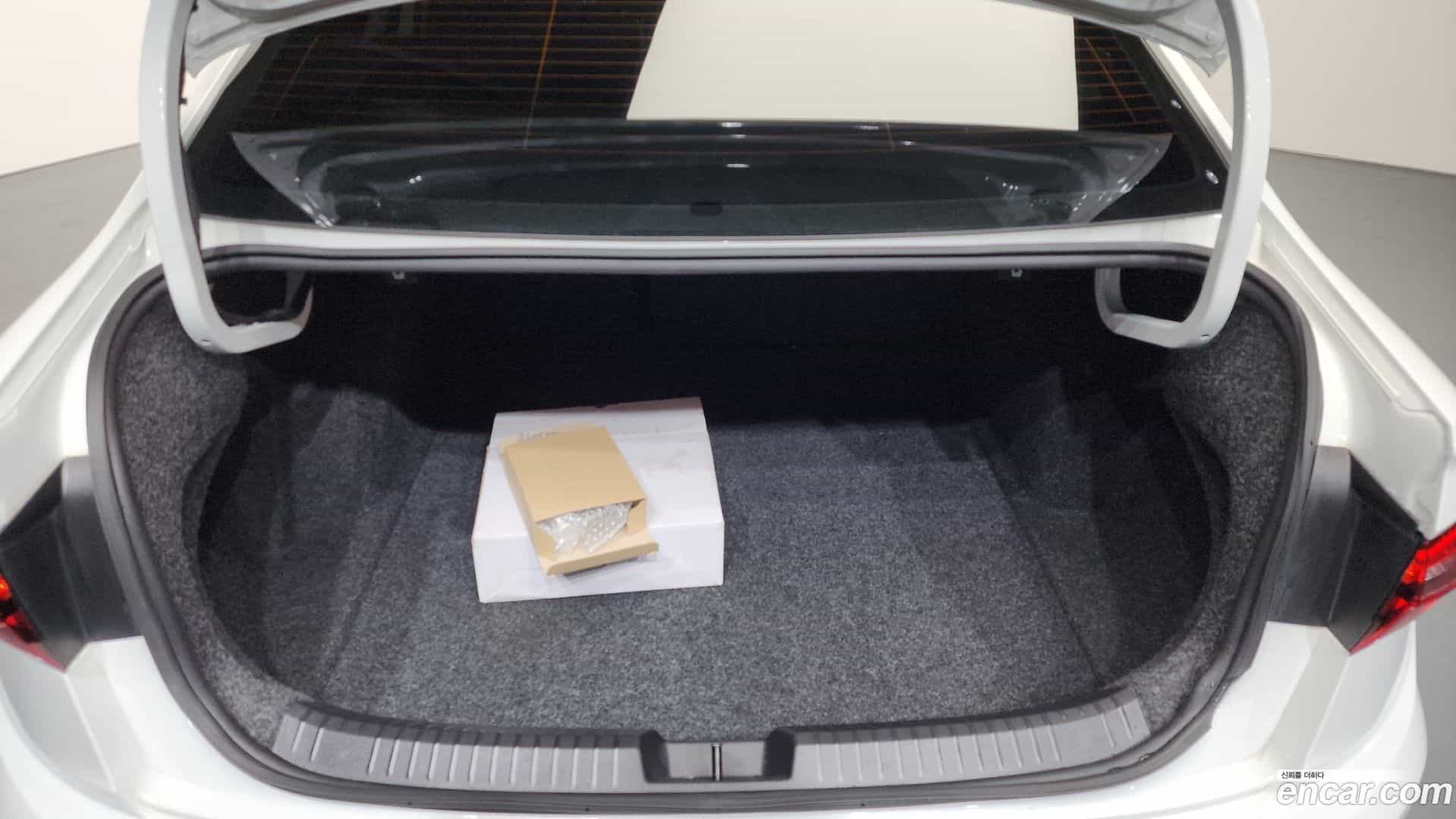 Jetta Volkswagen 2021.2-OPTION-024