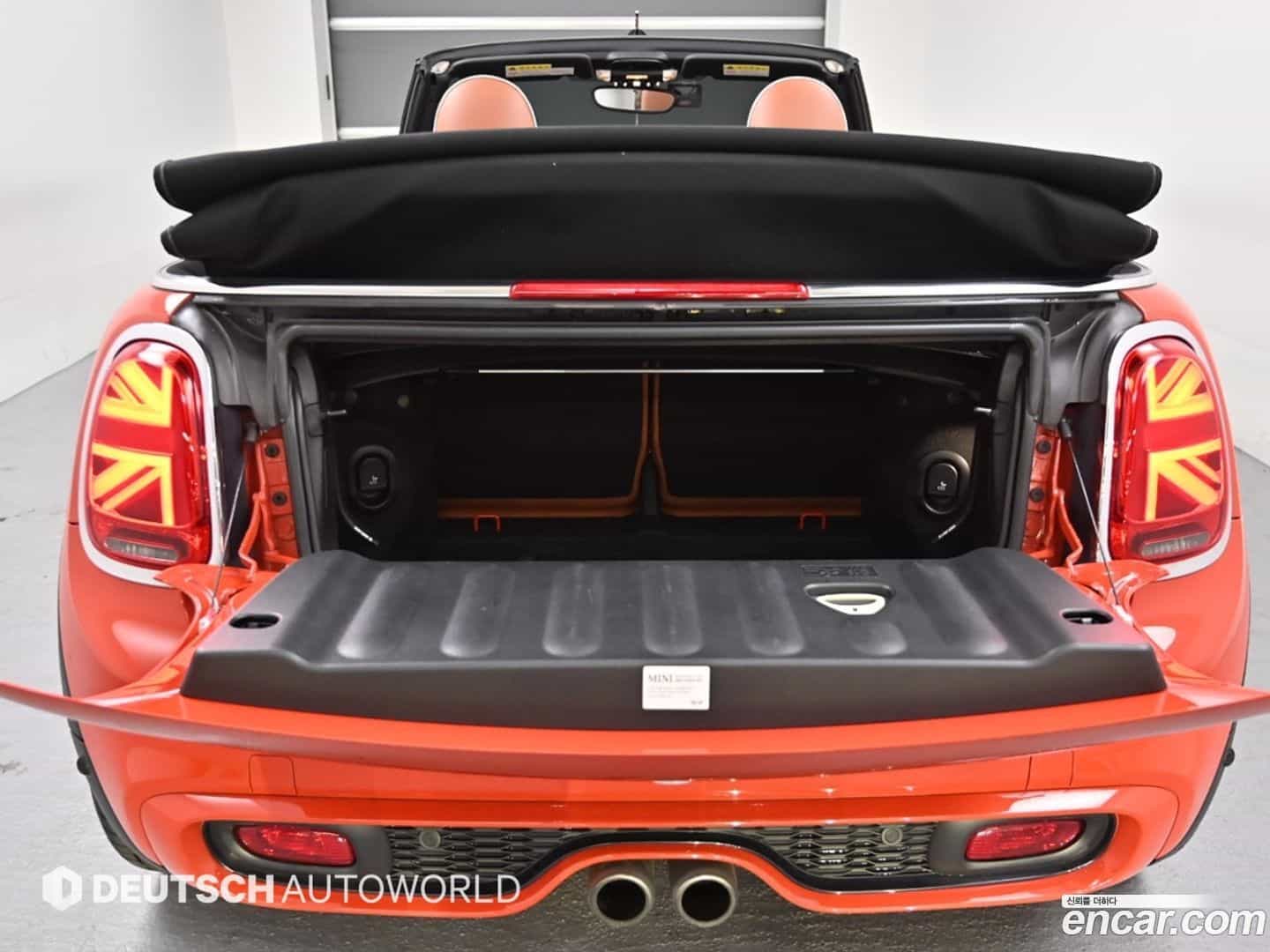 Cooper Convertible Mini 2018.8-OPTION-023