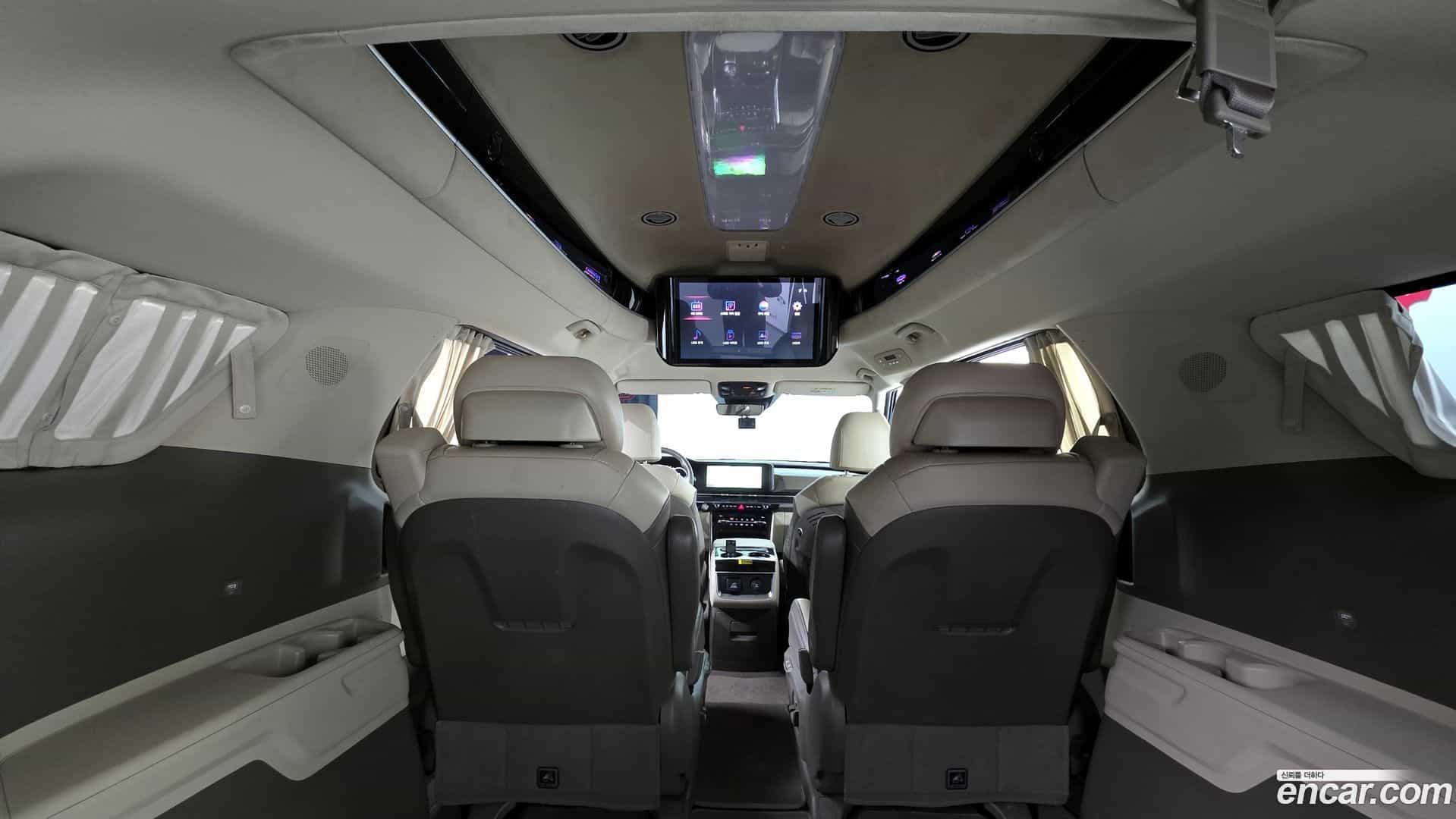 Canival Kia 2022.9-OPTION-023