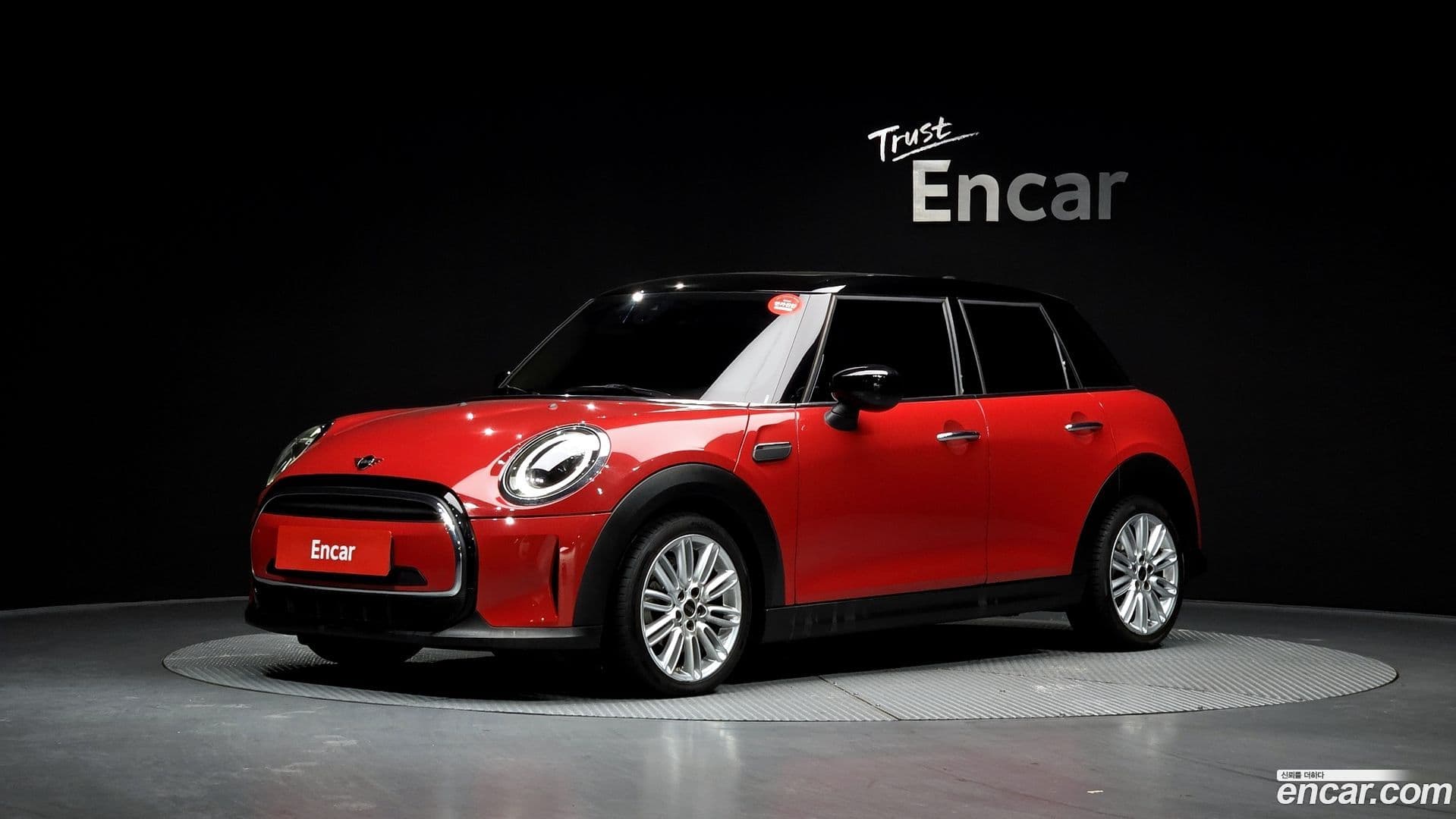 Main__Slider__Photo:Cooper Mini 2022.0-0