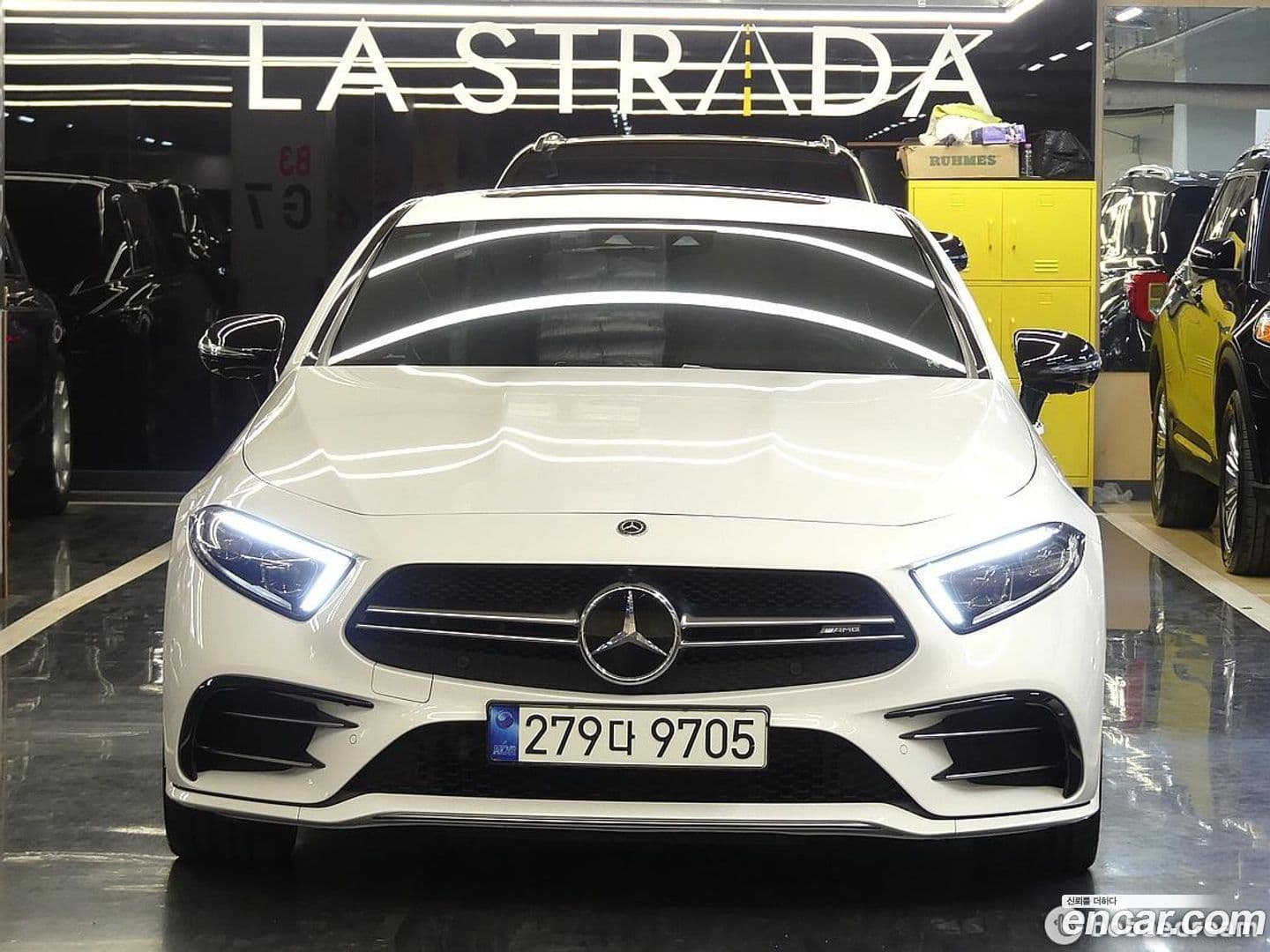 Main__Slider__Photo:CLS-Class Mercedes-Benz 2021.7-0