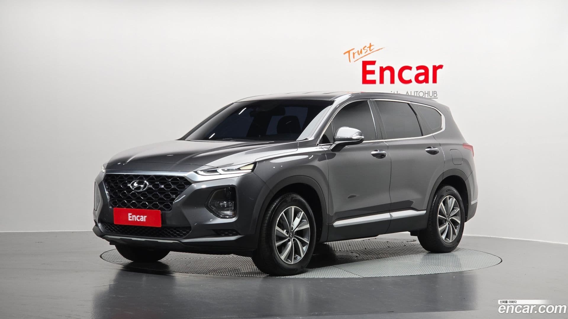Main__Slider__Photo:Santafe Hyundai 2019.7-0