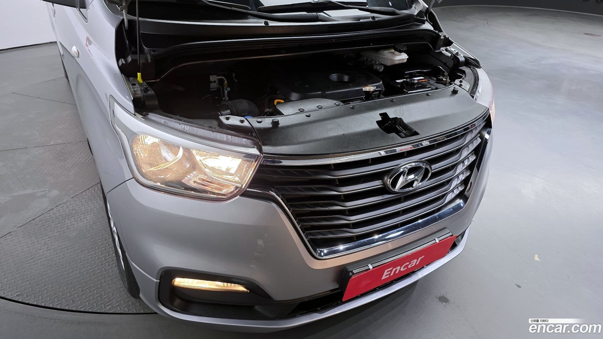 Main__Slider__Photo:Starex Hyundai 2018.4-5
