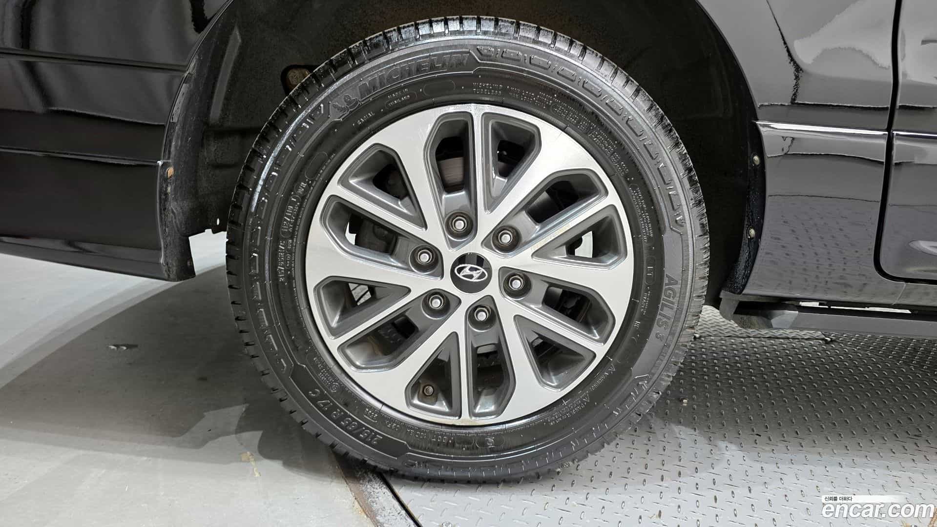 Starex Hyundai 2019.4-OUTER-005