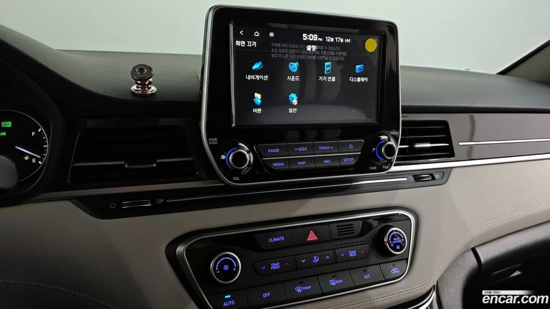Starex Hyundai 2019.4-OPTION-019