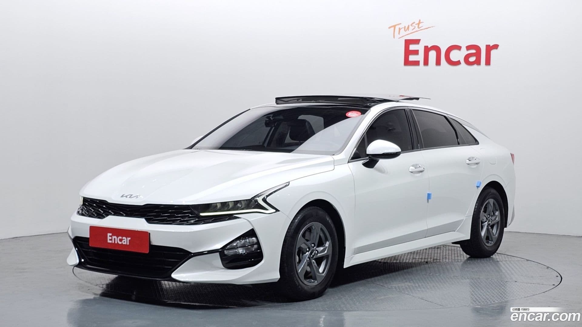 Main__Slider__Photo:K5 Kia 2021.11-0