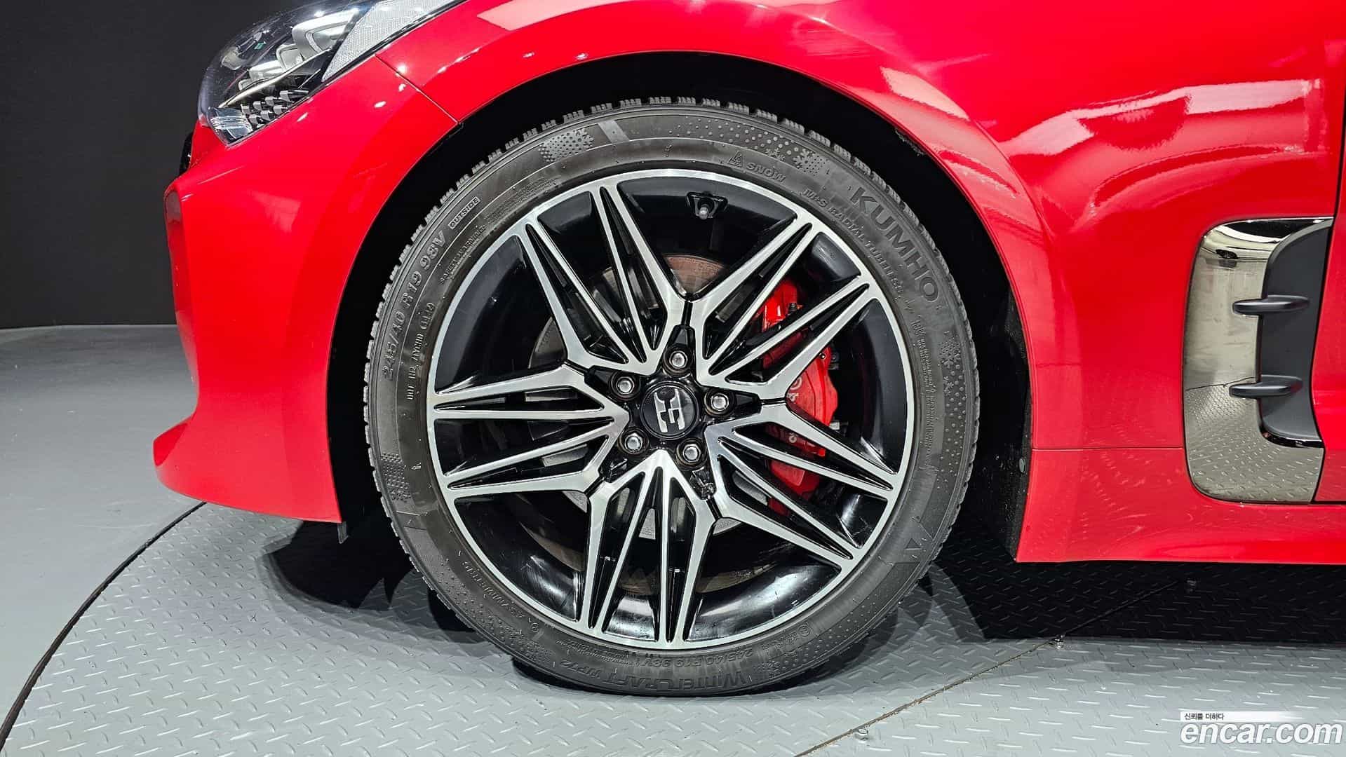 Stinger Kia 2021.4-OUTER-005